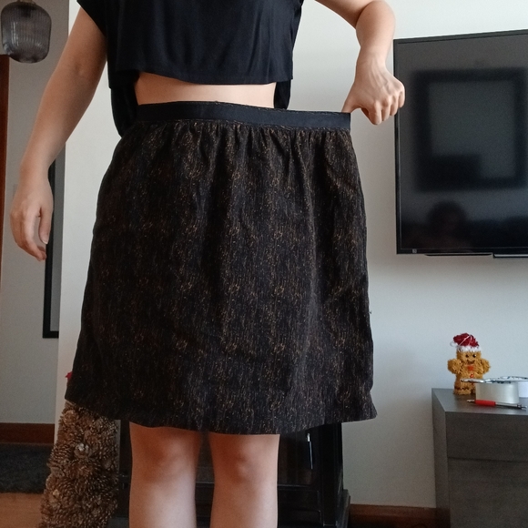FREE w/$30 Purchase; Black & Orange Tulip Skirt - Picture 4 of 11